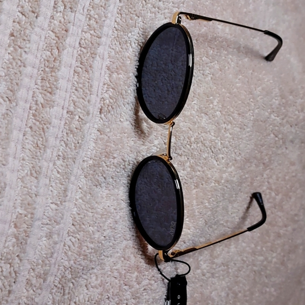 Nwt Qual Sunglasses
